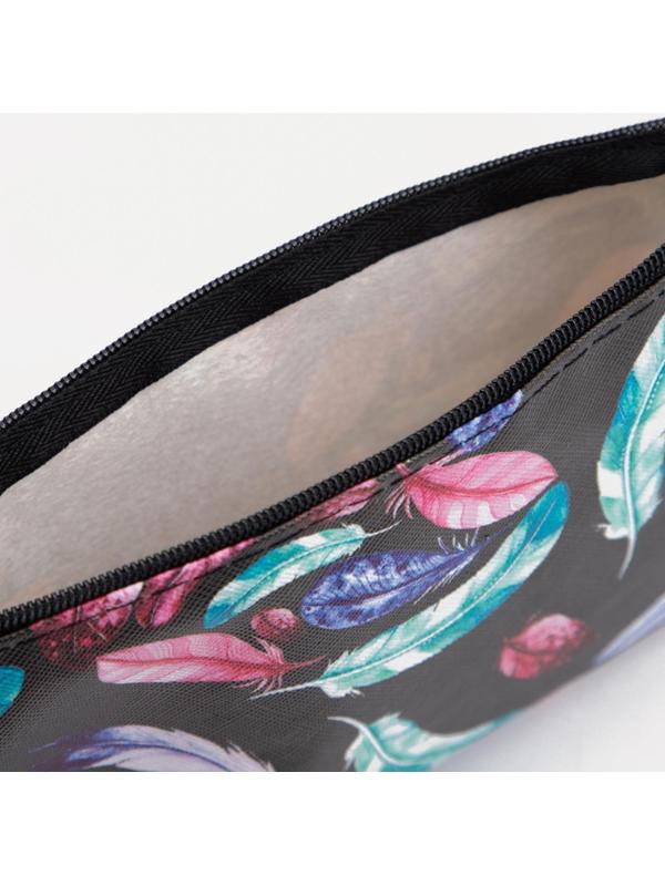 Косметичка на молнии, цвет чёрный