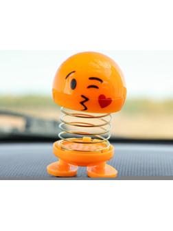 Смайл на пружинке, на панель в авто, сердечко, желтый