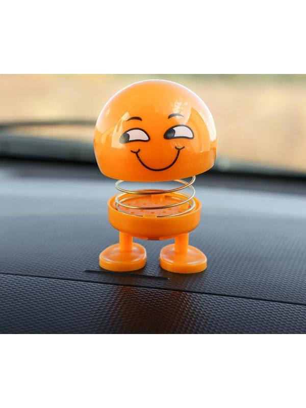 Смайл на пружинке, на панель в авто, улыбка, желтый