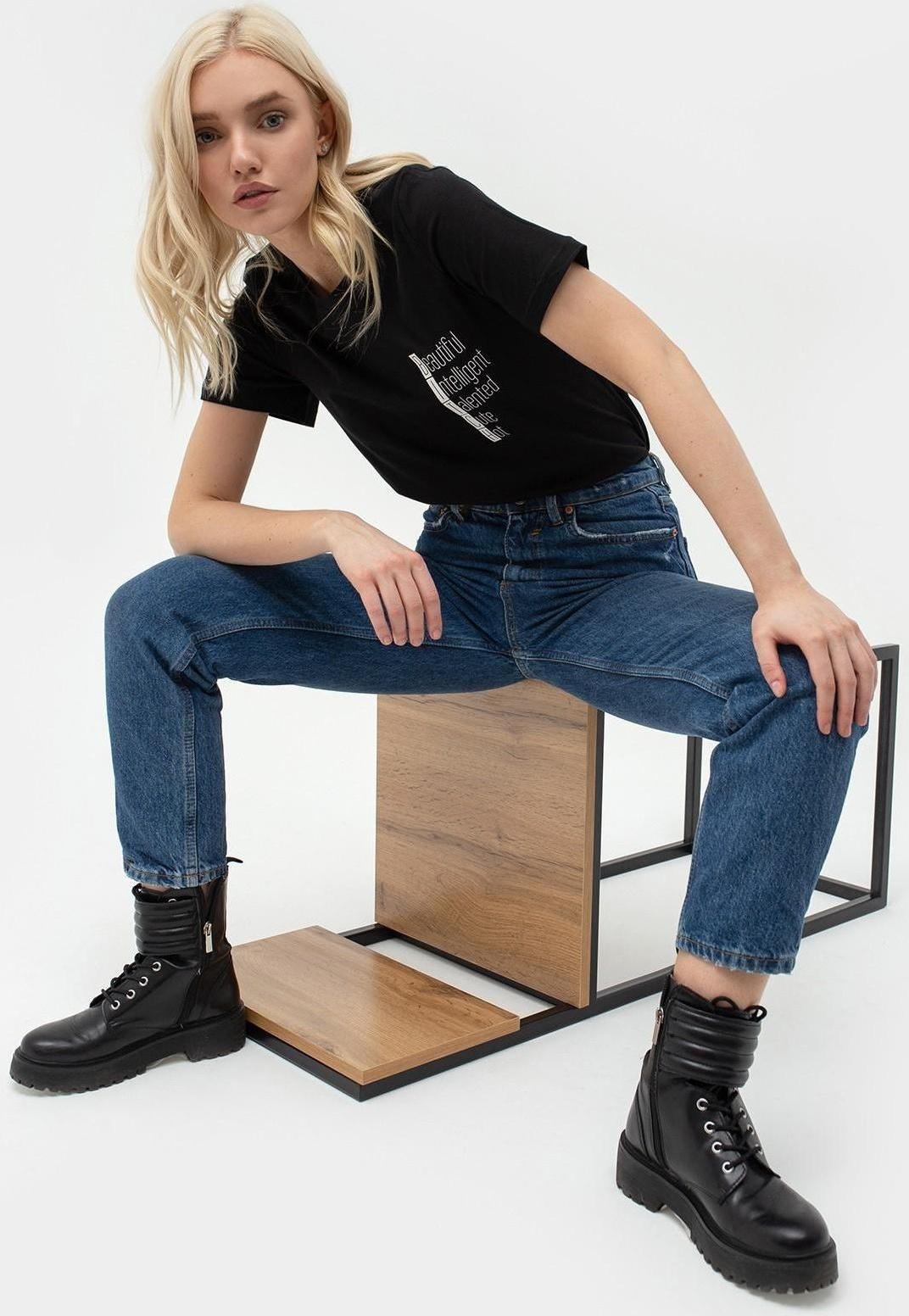 Футболка женская KAFTAN 