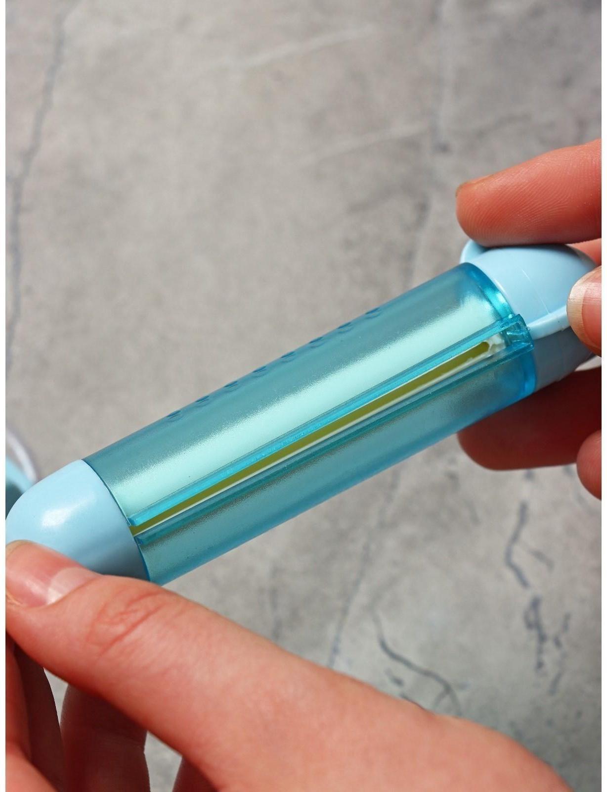 Выдавливатель для зубной пасты на присоске, цвет МИКС