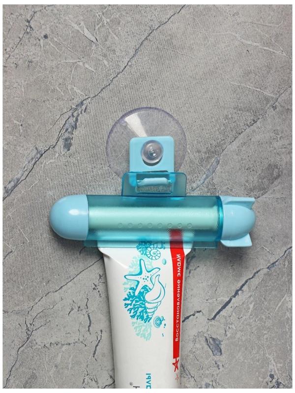 Выдавливатель для зубной пасты на присоске, цвет МИКС