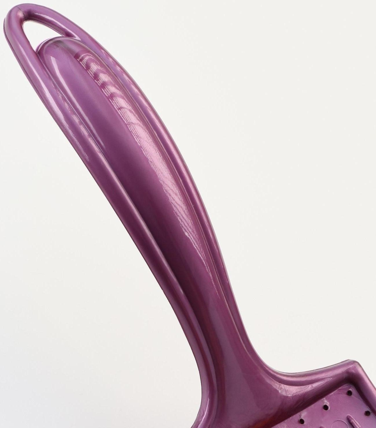 Щётка - пуходёрка мягкая с каплями , увеличенное кол-во зубцов, основание 68 х 48 мм, бордовая 45824