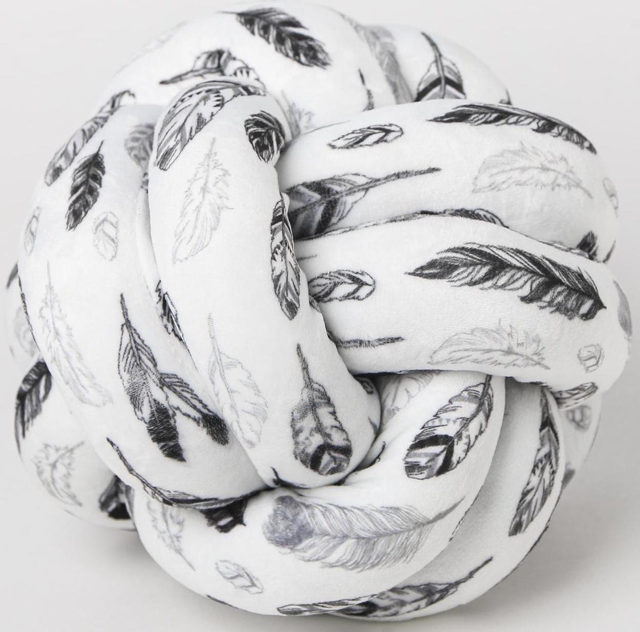 Подушка-узел «Пёрышки», 19 × 19 см