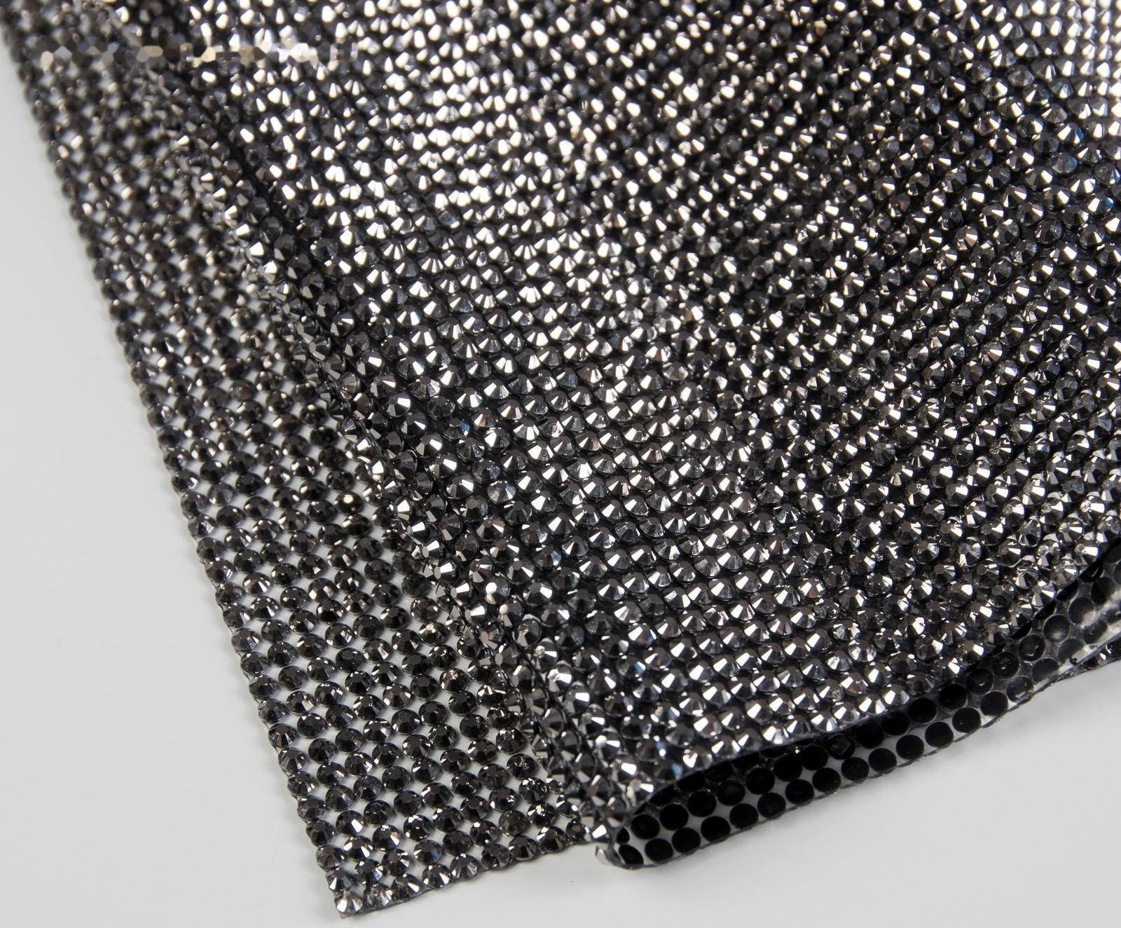 Стразы термоклеевые на листе, d = 3 мм, 40 × 24 см, цвет графитовый