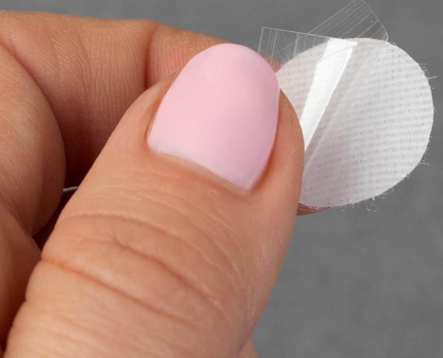 Набор липучек на клеевой основе, d = 2 см, 4 пары/8 шт, цвет белый