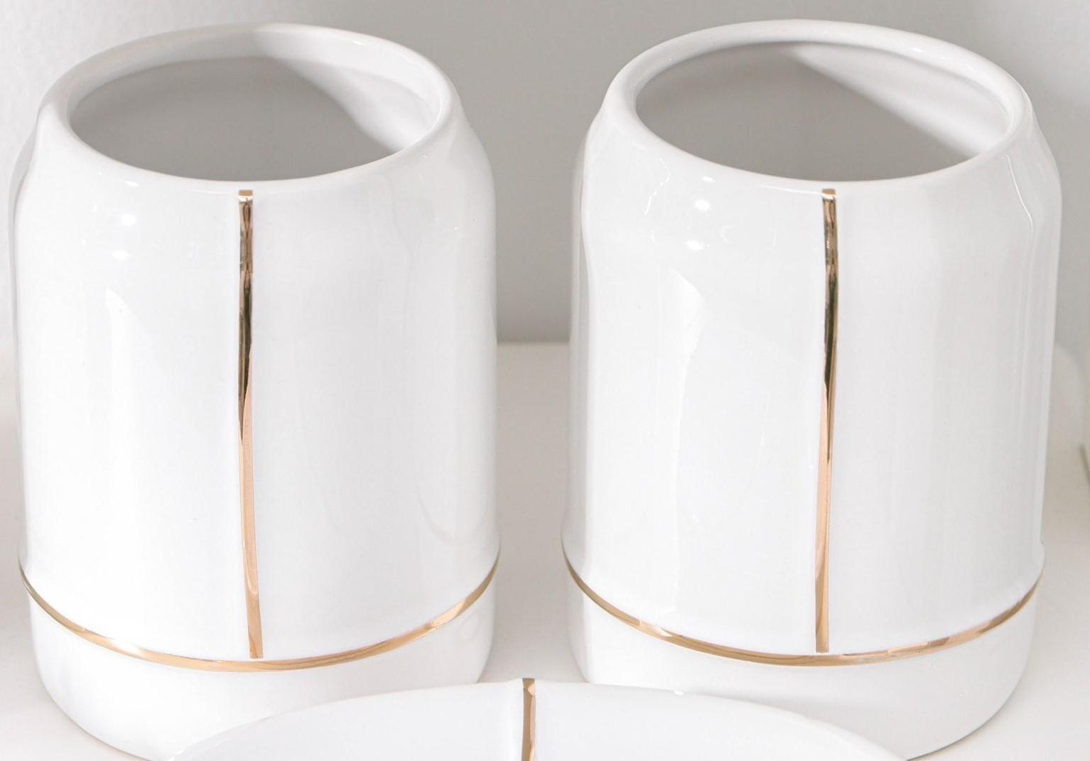 Набор аксессуаров для ванной комнаты «Лайн», 4 предмета (дозатор 400 мл, мыльница, 2 стакана), цвет белый