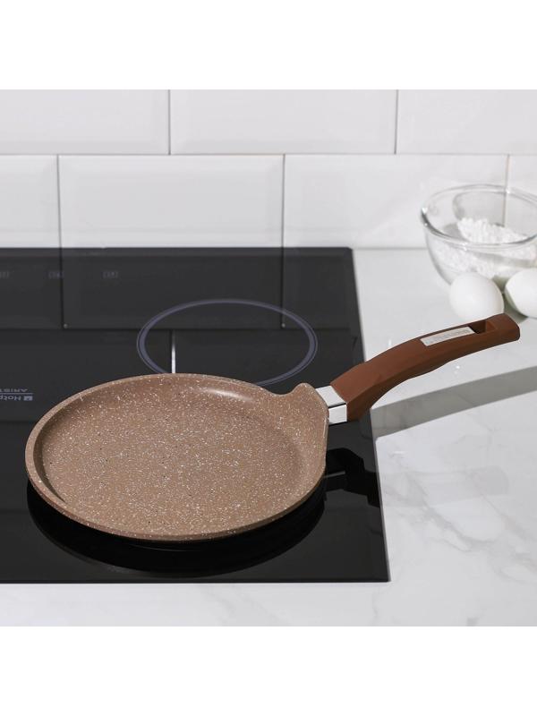 Сковорода блинная «Гранит Brown», d=22 см, пластиковая ручка, антипригарное покрытие, цвет коричневый