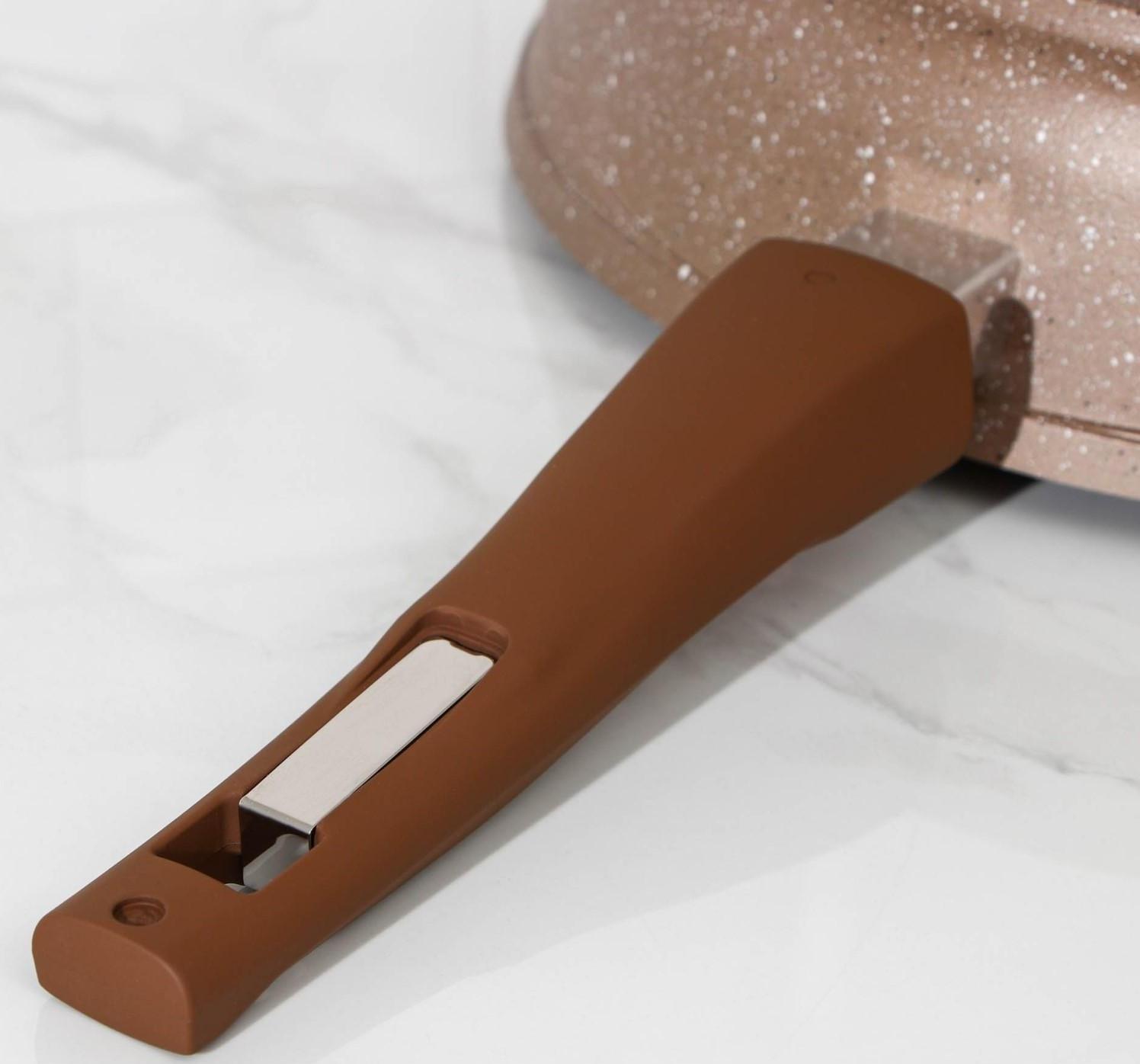 Сковорода «Гранит», d=30 см, съёмная ручка, стеклянная крышка, антипригарное покрытие, цвет коричневый