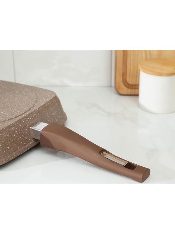 Сковорода-гриль «Гранит», 24×24 см, съёмная ручка, стеклянная крышка, антипригарное покрытие, цвет коричневый