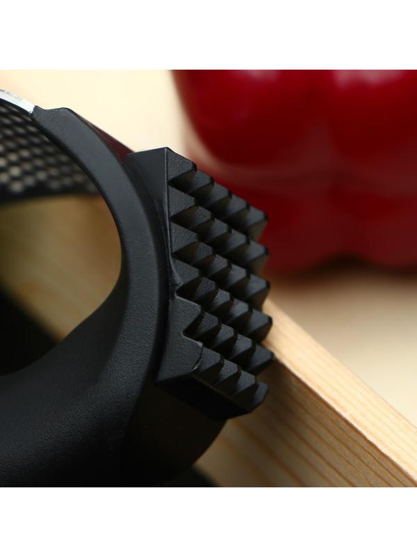 Пресс для чеснока Magistro «Велес», 11×7×5 см, цвет чёрный