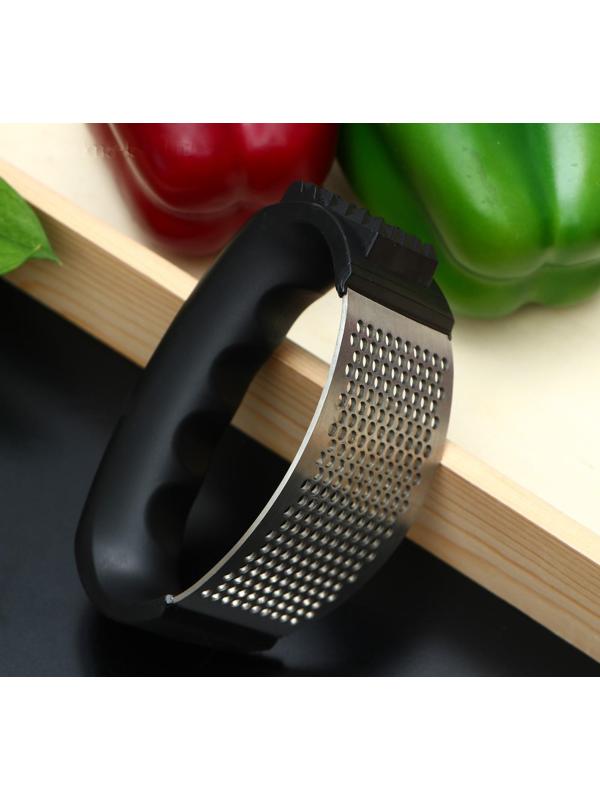 Пресс для чеснока Magistro «Велес», 11×7×5 см, цвет чёрный