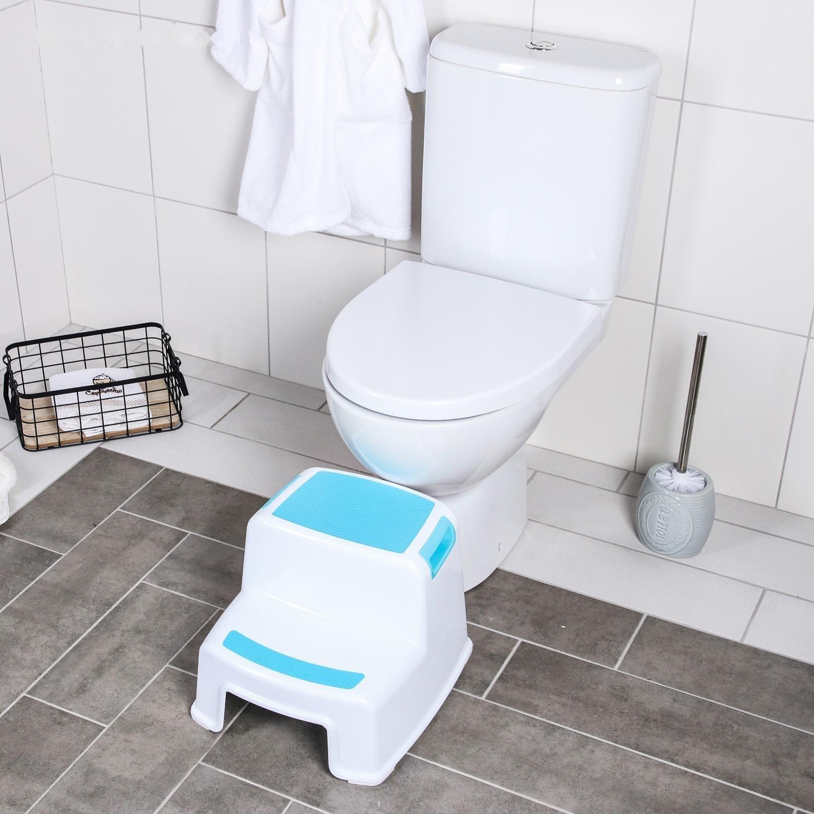 Подставка детская с прорезинеными ступеньками, цвет белый/голубой