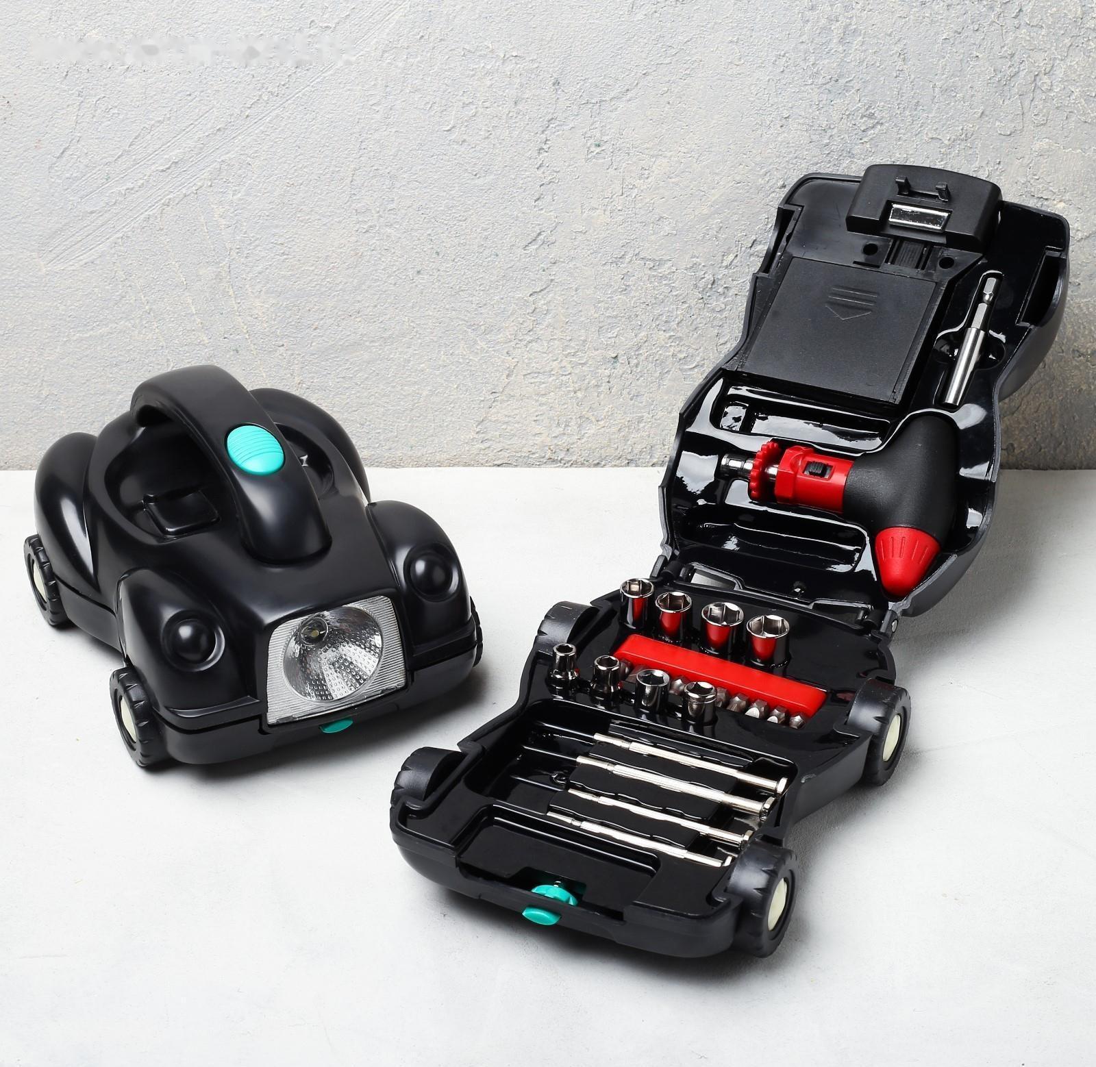 Набор инструментов с фонарем «23 февраля. Самый крутой мужик», 25 предметов