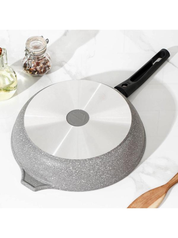 Сковорода, d=26 см, съёмная ручка, стеклянная крышка, антипригарное покрытие, цвет светлый мрамор
