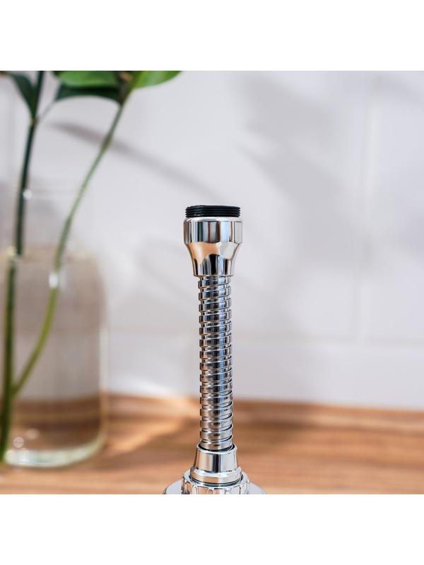 Насадка на кран для экономии воды с изменяемым напором и углом струи, 17 см