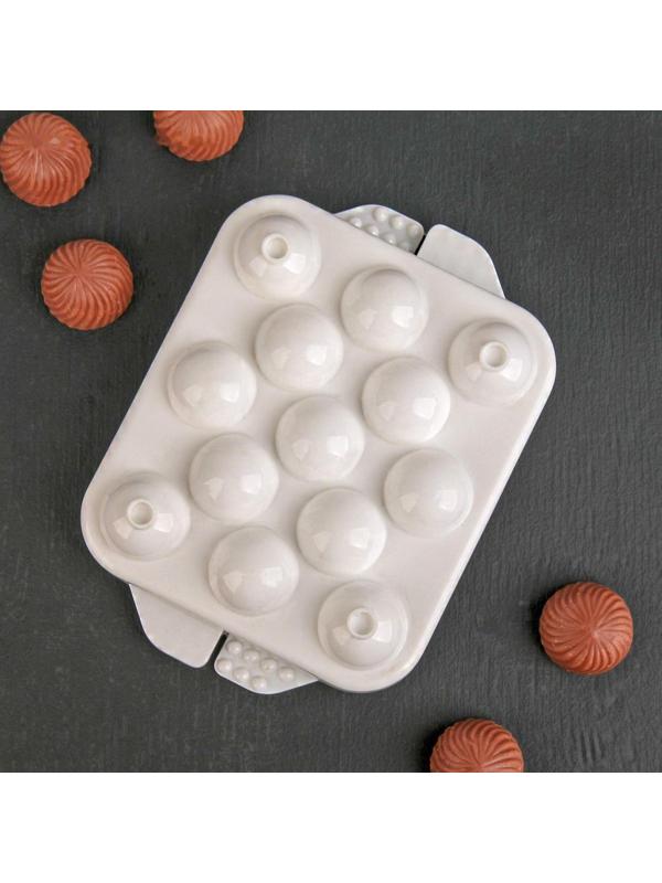 Форма для льда и шоколада «Сфера», 16×12 см, 13 ячеек, цвет белый