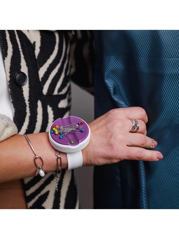 Игольница магнитная на руку, 25 × 5,7 × 1,5 см, цвет МИКС