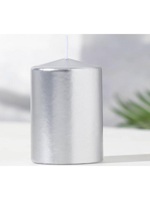 Свеча - цилиндр парафиновая, лакированная, серебряный металлик, 5,6×8 см