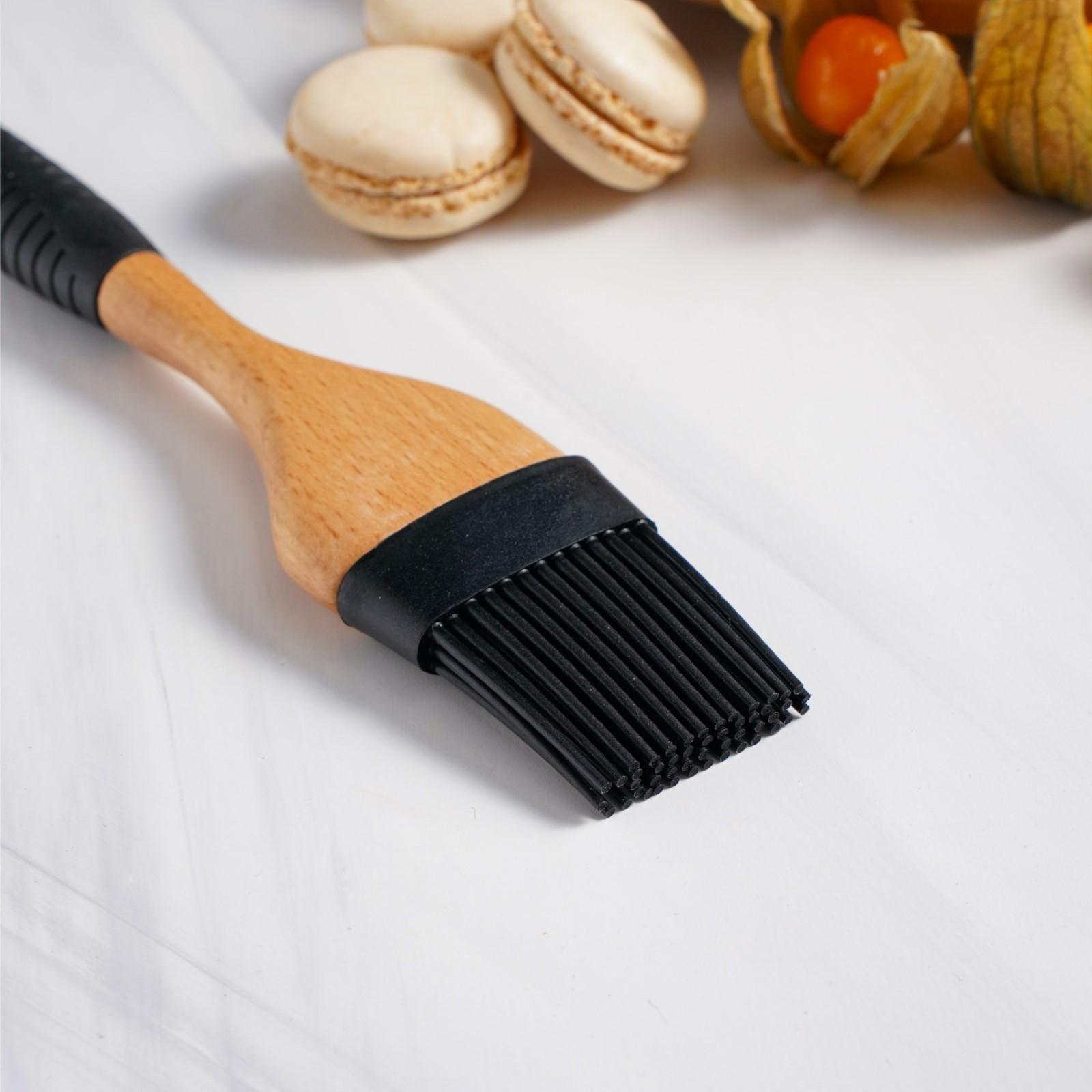 Кисть Доляна «Макота», 24 см