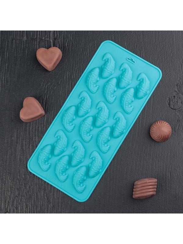 Форма для льда и кондитерских украшений Доляна «Золотая рыбка», 22×10×1,8 см, силикон, 18 ячеек, цвет МИКС