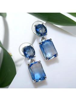 Серьги со стразами 