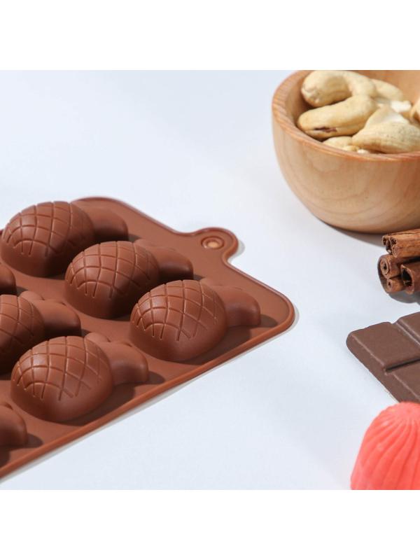 Форма для льда и кондитерских украшений Доляна «Ананас», 22,5×10,5 см, силикон, 12 ячеек, цвет коричневый