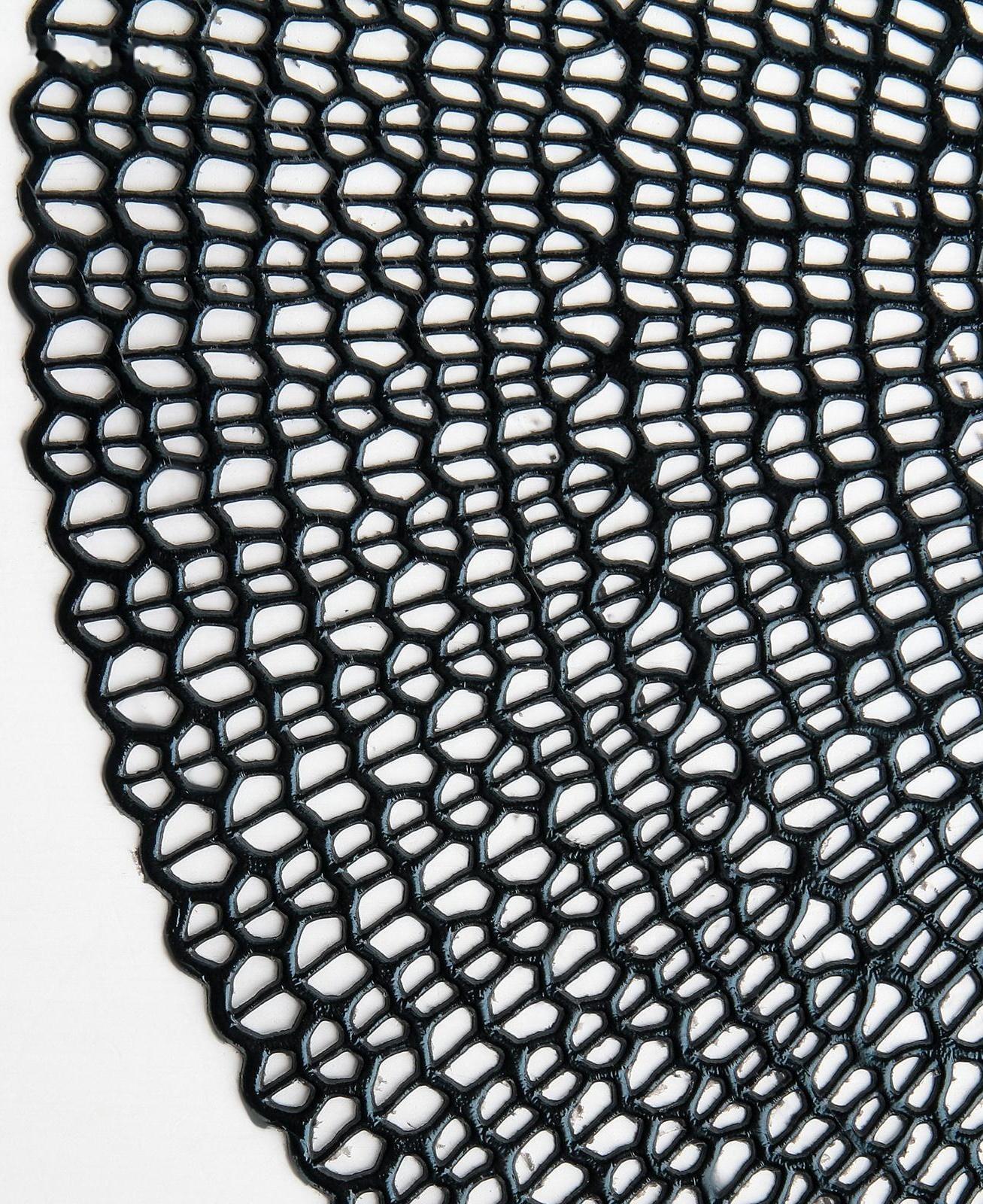 Салфетка сервировочная на стол «Роса», d=41 см, цвет чёрный