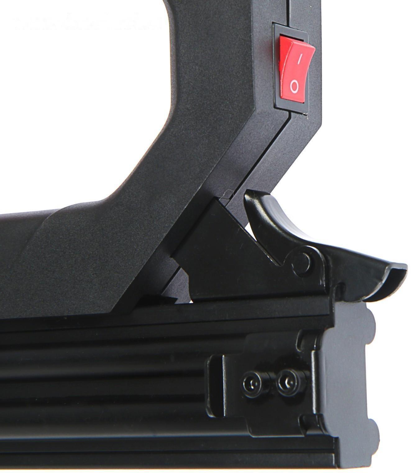 Степлер электрический P.I.T. PST6001-C, 2000 Вт, 20 шт/мин, магазин 100 шт., скобы/гвозди