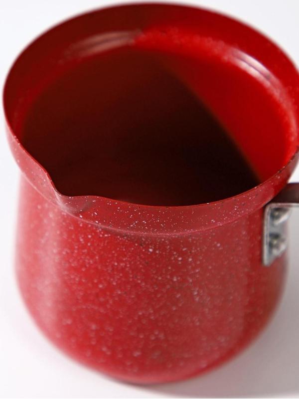 Турка Доляна «Мрамор рэд», 400 мл, d=8 см, пластиковая ручка, антипригарное покрытие, индукция, цвет красный