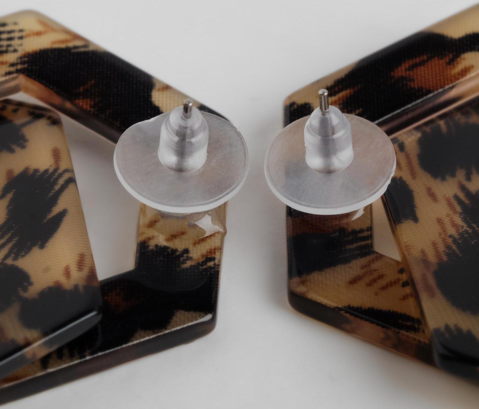 Серьги пластик 