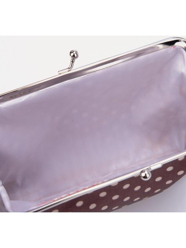 Косметичка на фермуаре, цвет коричневый