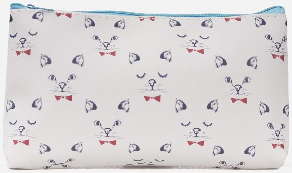 Косметичка на молнии, цвет белый