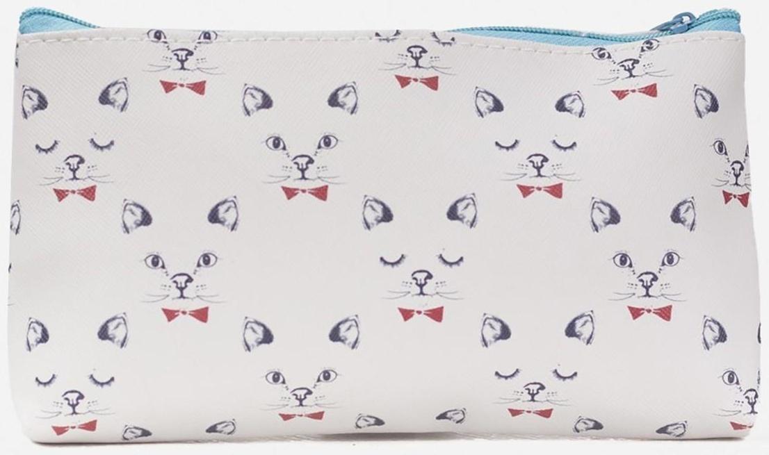 Косметичка на молнии, цвет белый