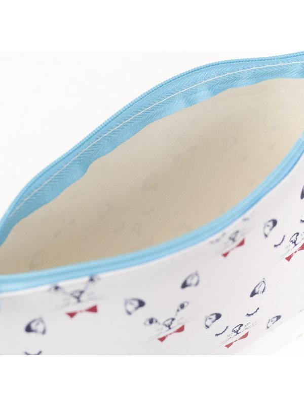 Косметичка на молнии, цвет белый