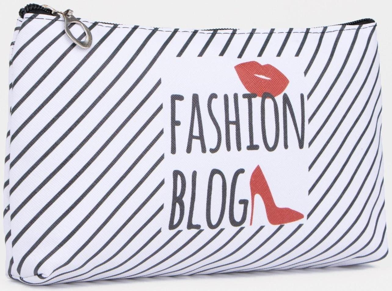 Косметичка на молнии, цвет белый