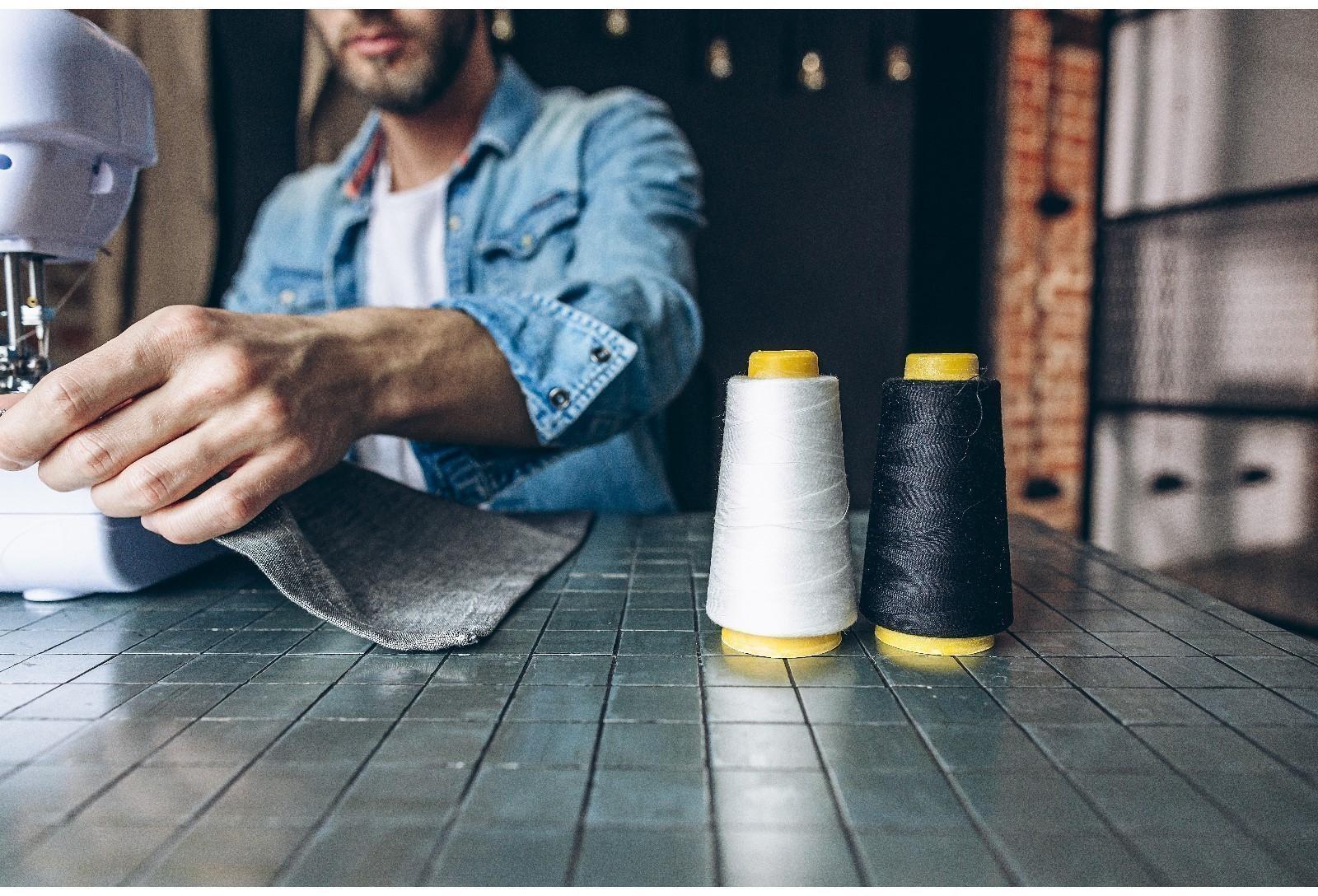 Нитки 40/2, 2700 м, цвет чёрный