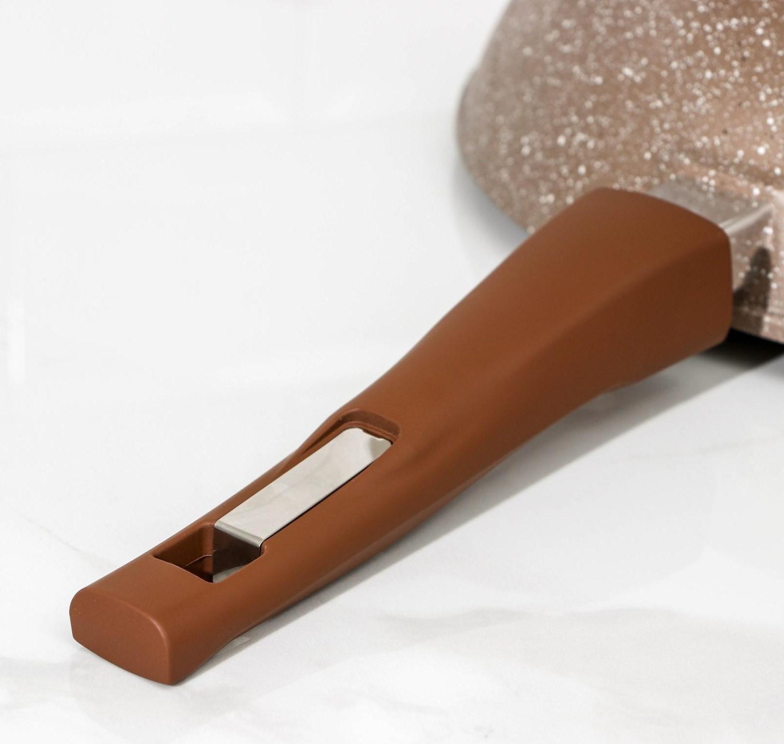 Сковорода «Гранит Brown», d=28 см, съёмная ручка, стеклянная крышка, антипригарное покрытие, цвет коричневый