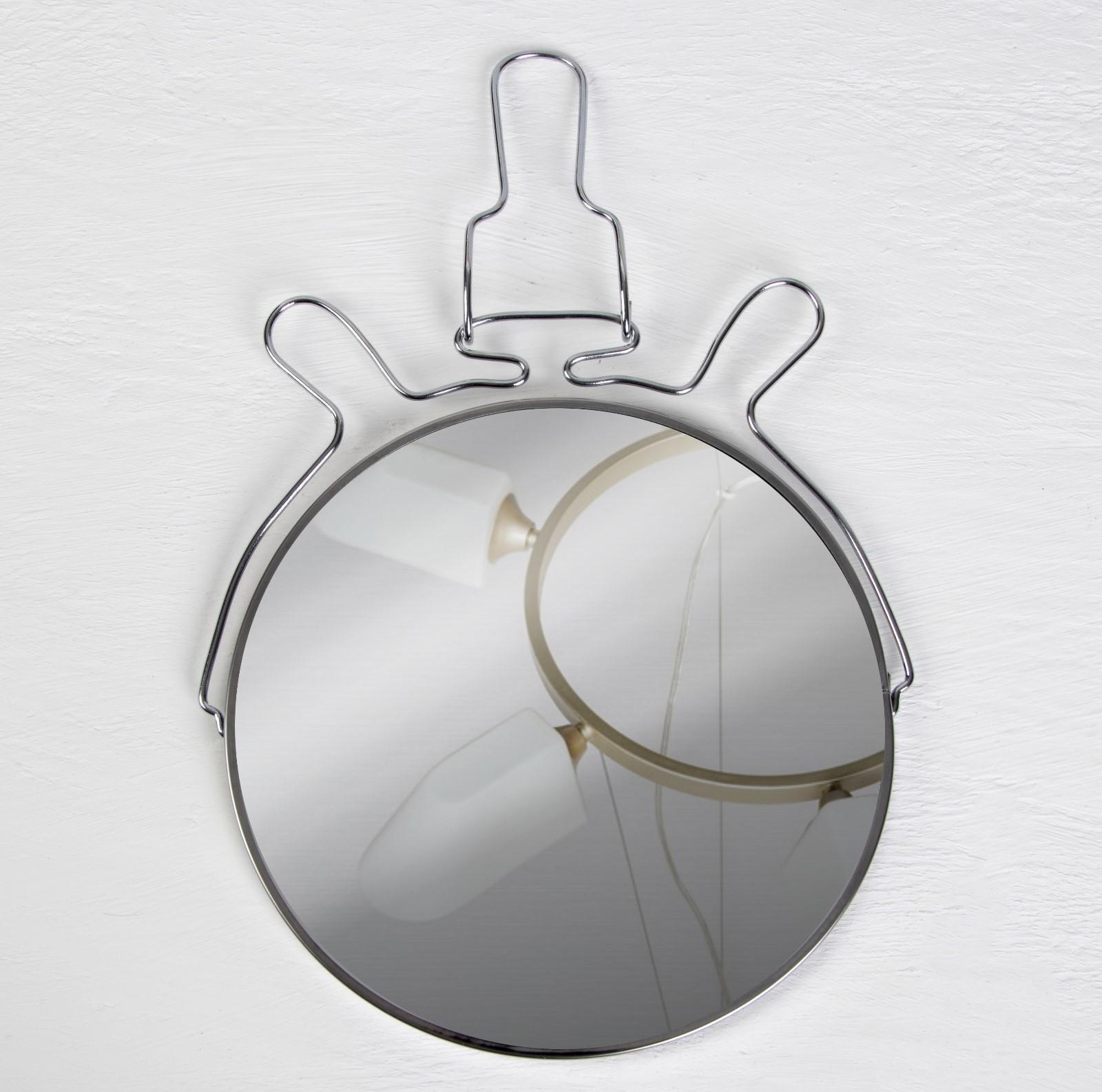 Зеркало складное-подвесное, двустороннее, с увеличением, d зеркальной поверхности 18,5 см, цвет серебристый