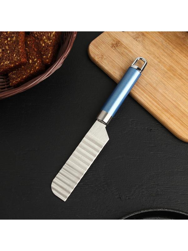 Нож для фигурной нарезки Доляна Lаgооnа, 25 см, нержавеющая сталь, цвет голубой металлик