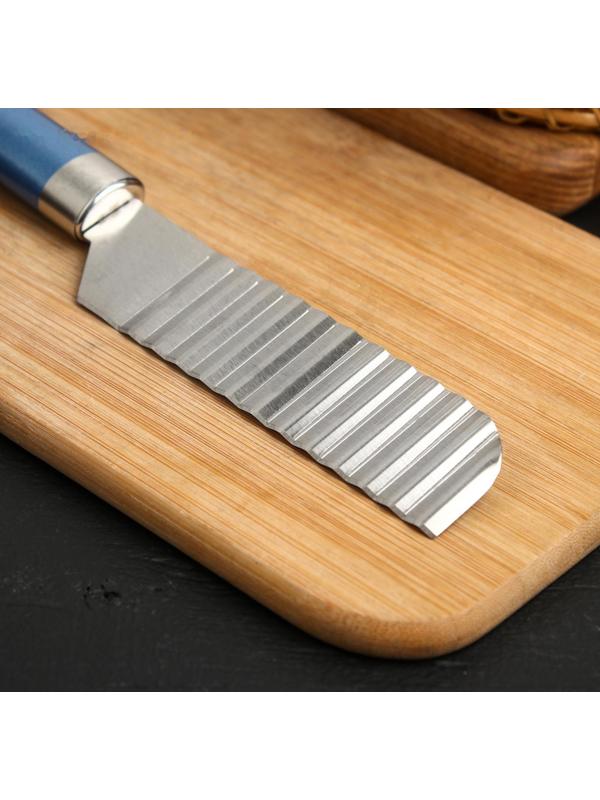 Нож для фигурной нарезки Доляна Lаgооnа, 25 см, нержавеющая сталь, цвет голубой металлик