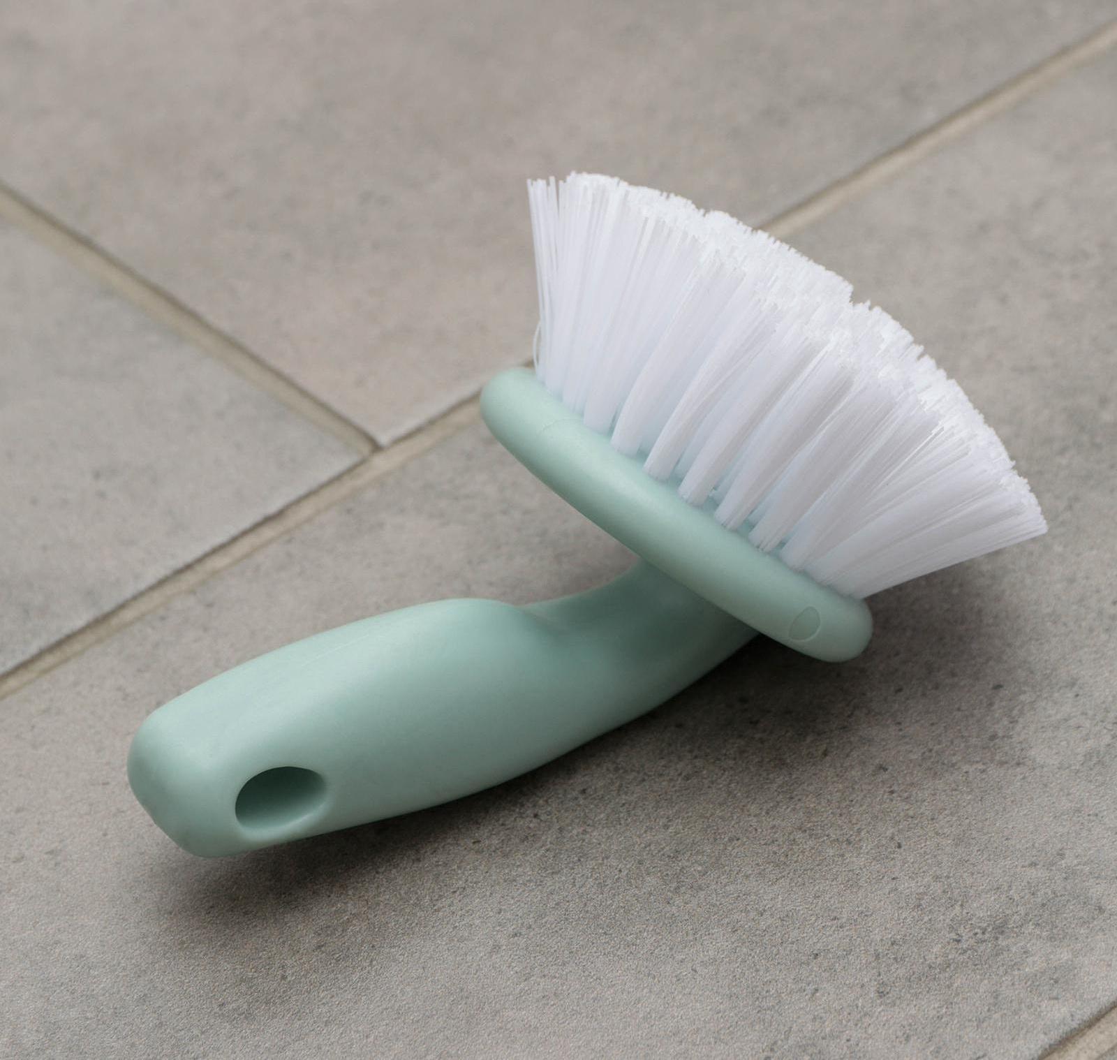 Набор для уборки, 5 предметов: совок, 3 щётки, водосгон, цвет МИКС