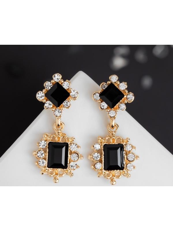 Серьги со стразами 