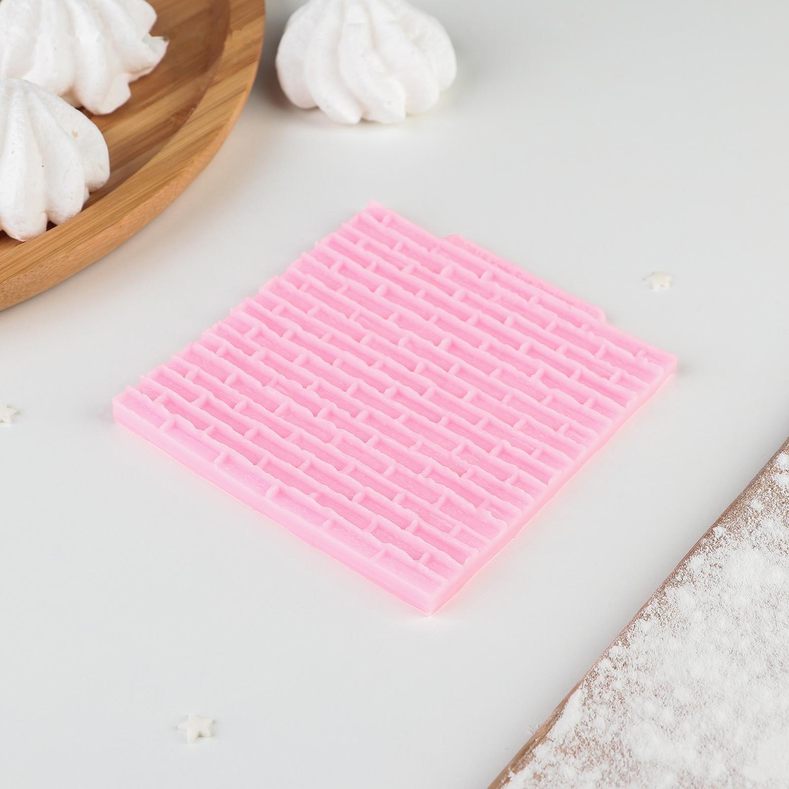 Молд «Кирпичная стена», 10×10 см