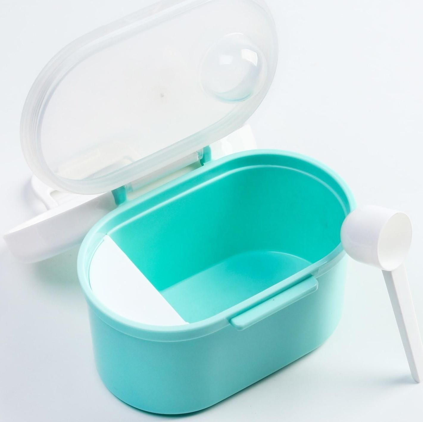 Контейнер для хранения детского питания, с ложкой, цвет МИКС