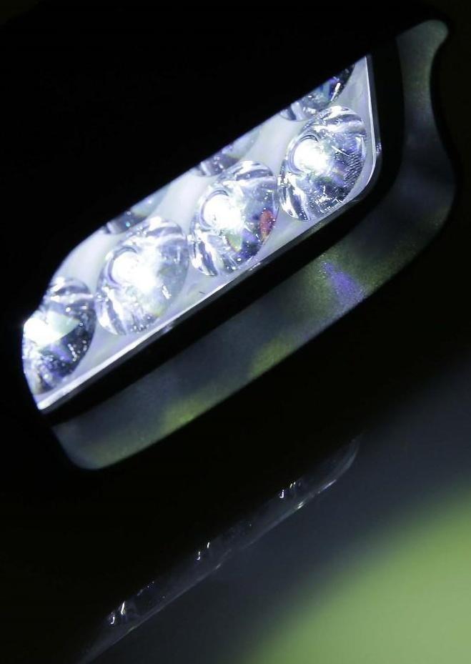 Фара cветодиодная для мототехники, 8 LED, IP67, 8 Вт, направленный свет