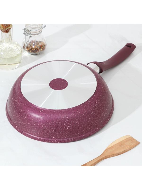 Сковорода Trendy style, d=24 см, пластиковая ручка, антипригарное покрытие, цвет фиолетовый