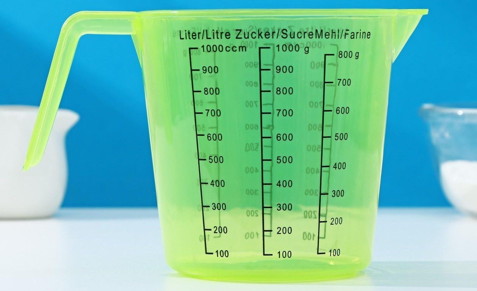 Кувшин мерный, 1 л, цвет МИКС