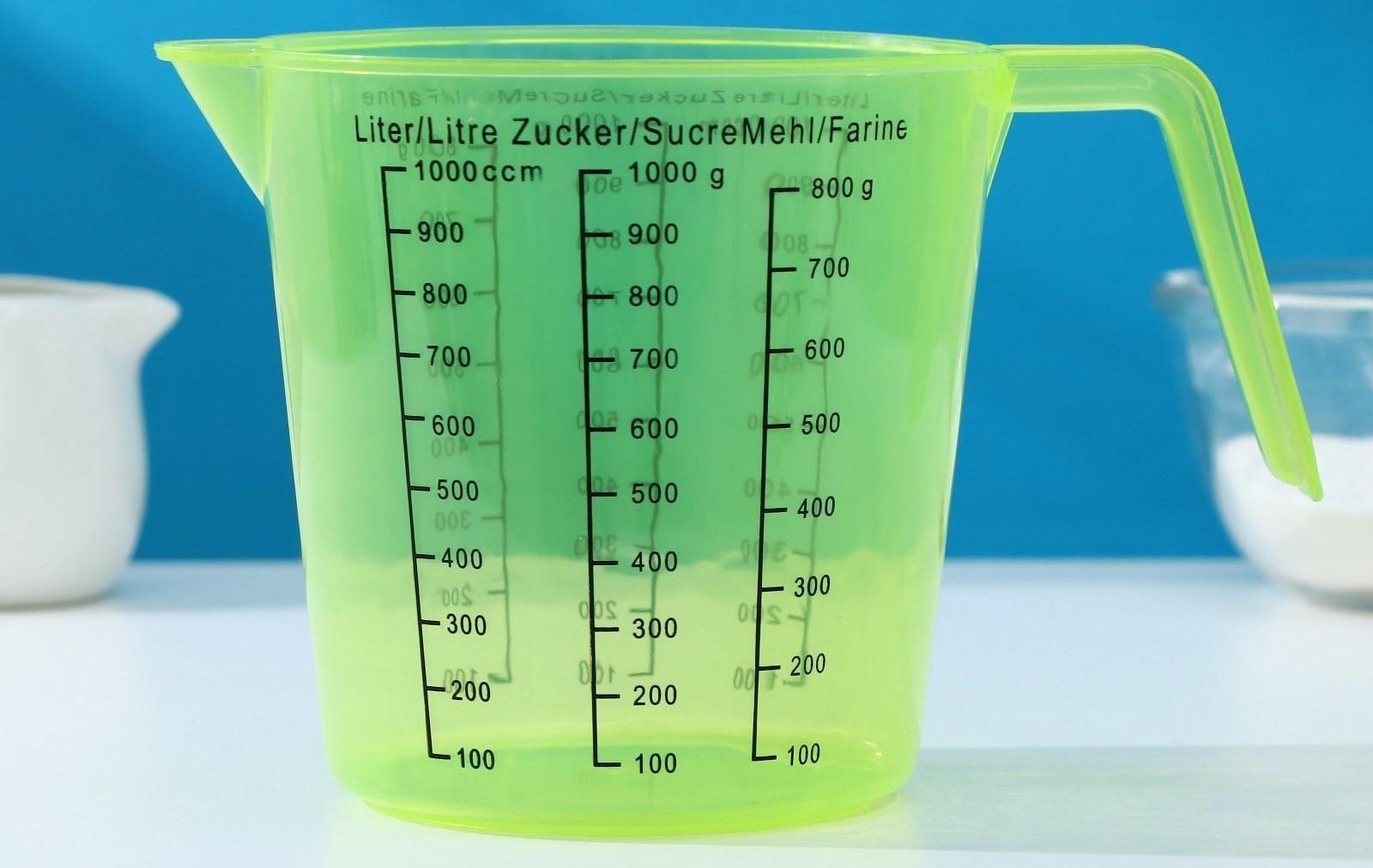 Кувшин мерный, 1 л, цвет МИКС