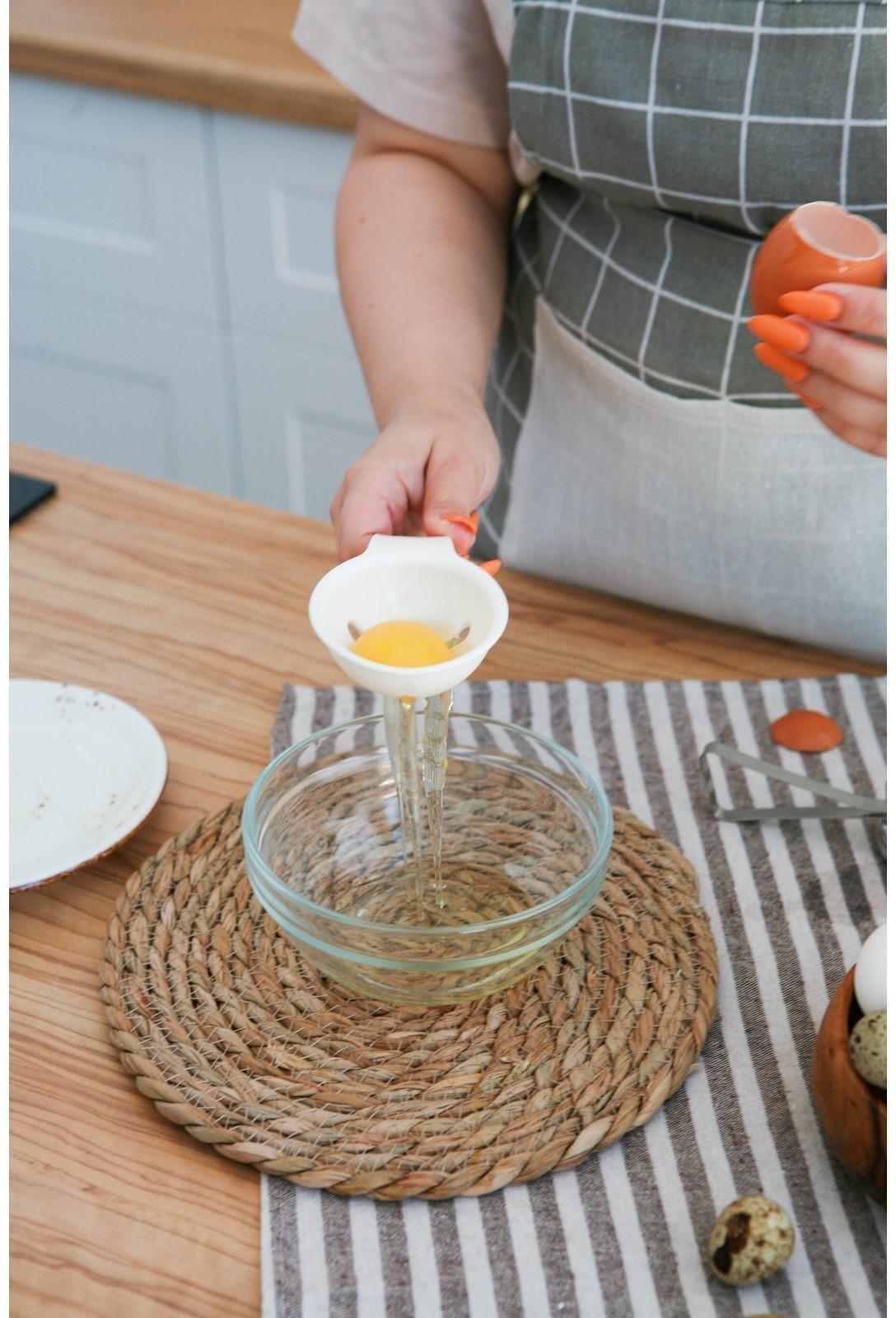 Разделитель для яиц с фиксатором, 11×7,5×3,5 см, цвет белый